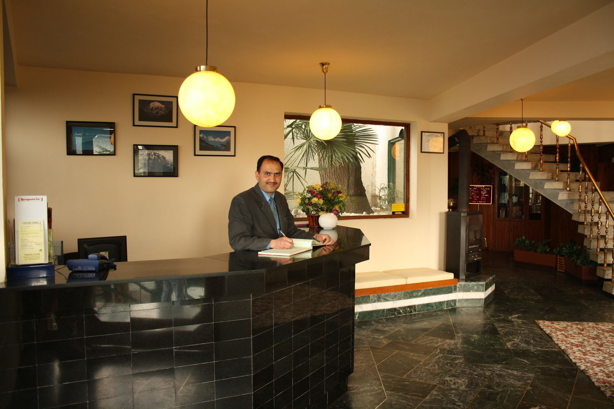 Honeymoon Inn Mussoorie Eksteriør bilde